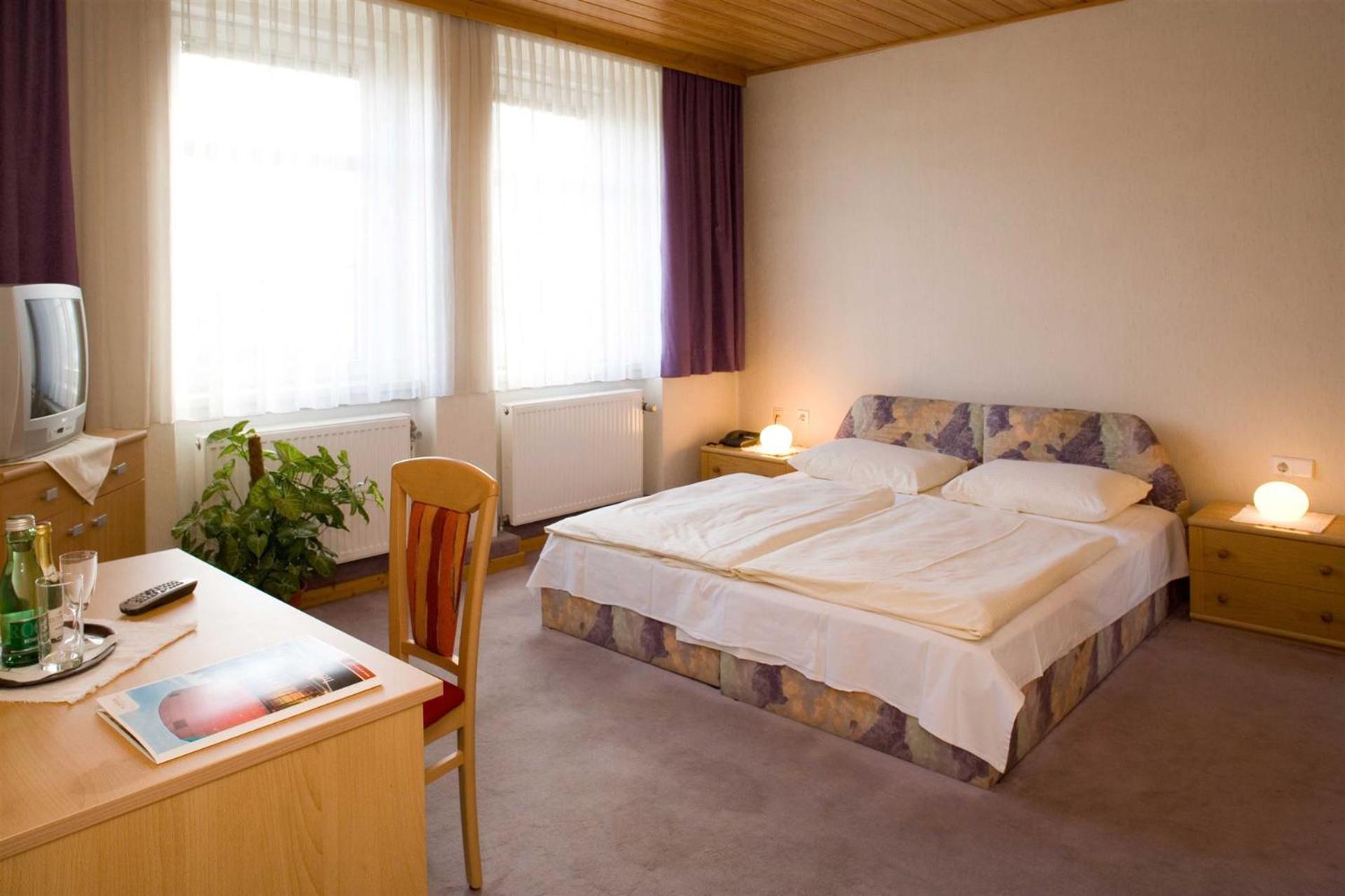 Pension Elisabeth Sankt Polten Bagian luar foto